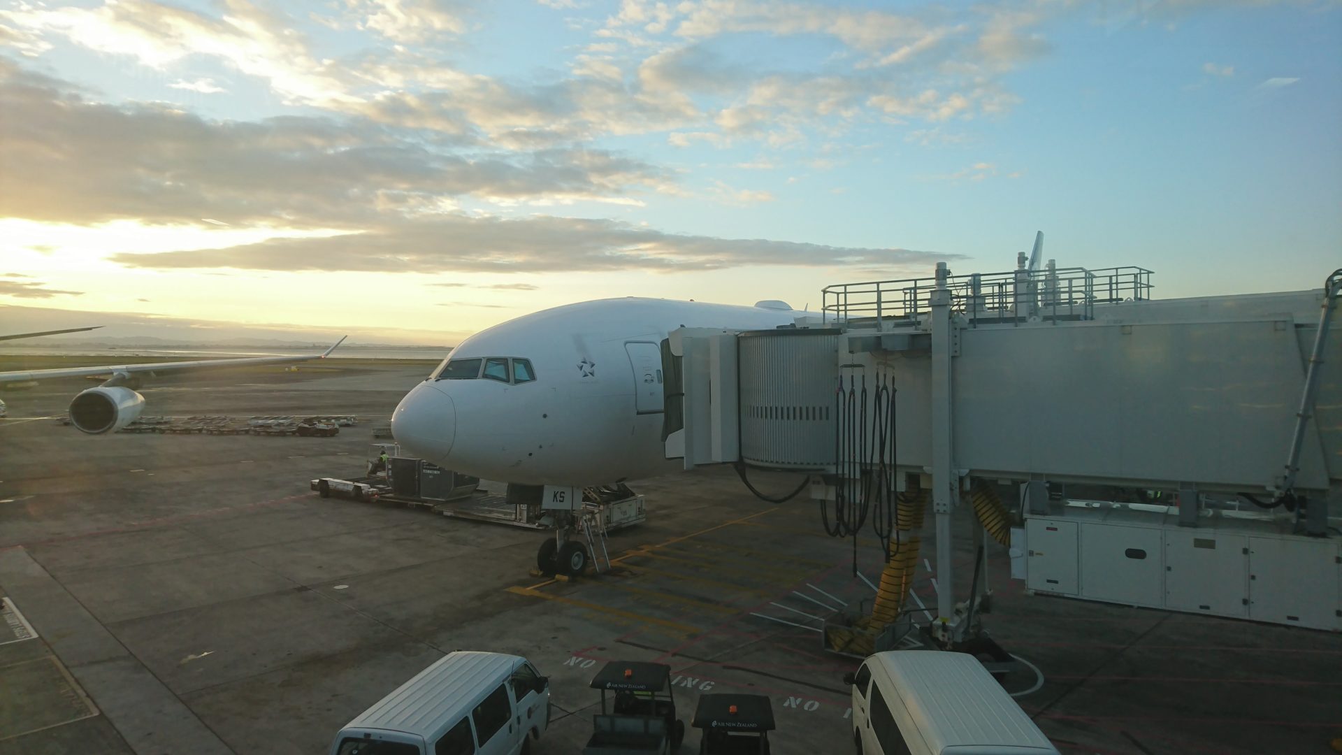 AIr NZ 77W wifi TravelTalk NZ